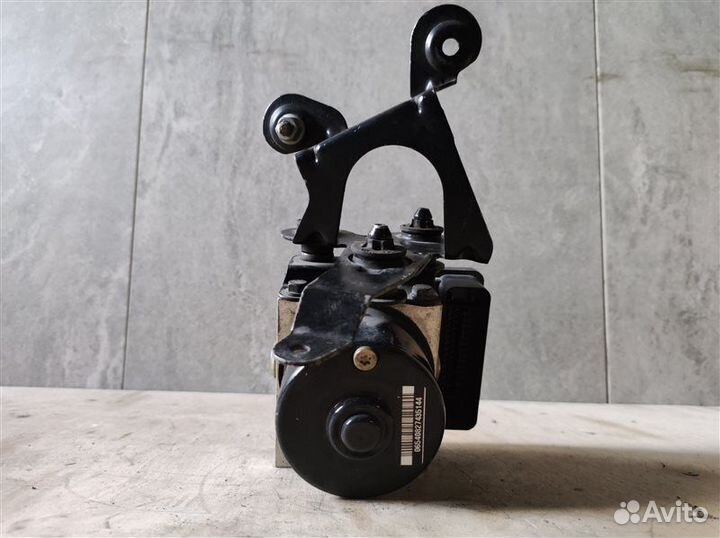 Блок ABS Vw Golf 5