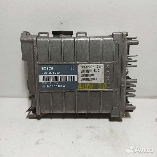 Блок управления двс Audi 100 c4 2.0