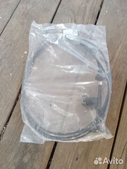 Тросик капота honda