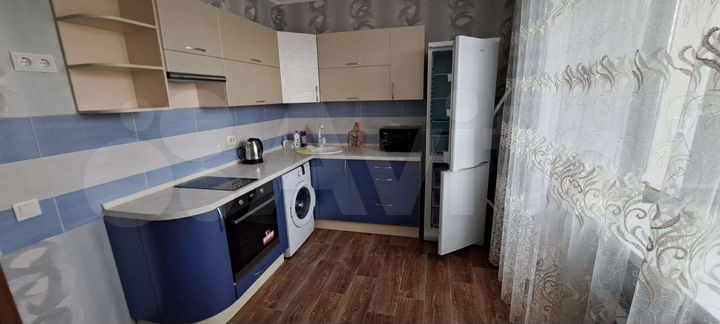 1-к. квартира, 42 м², 3/9 эт.