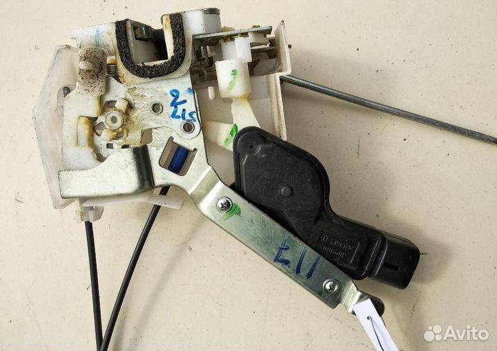 Активатор замка двери Nissan Pixo