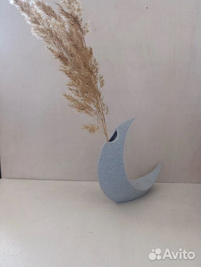 Интерьерная ваза 