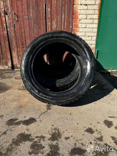 Bridgestone Blizzak DM-V2 285/50 R20 112T