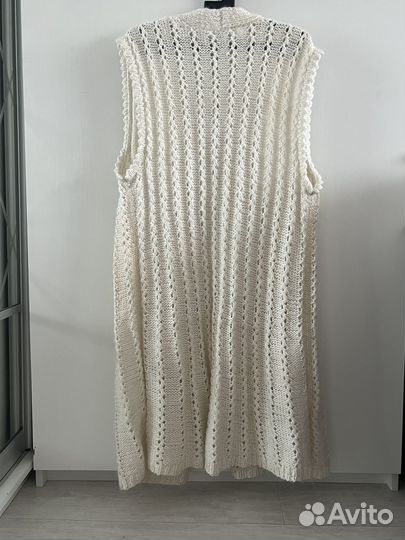 Жилетка ручной вязки