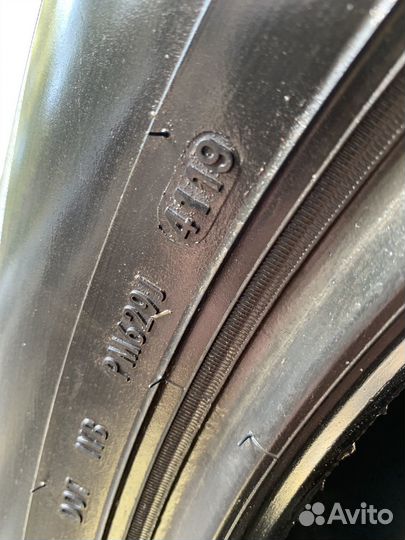 Pirelli Formula Ice FR 235/55 R20 102T