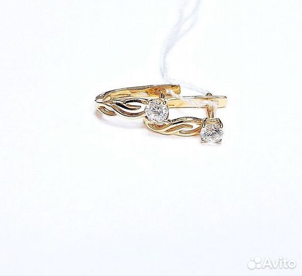 Серьги с синтетическим камнем Золото