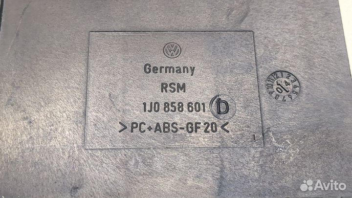 Подстаканник Volkswagen Bora, 2005