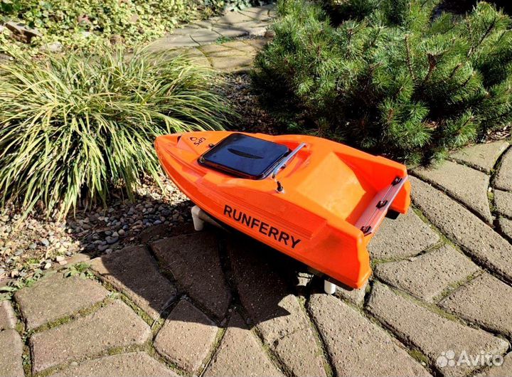 Прикормочный карповый кораблик Ранферри Solo V2