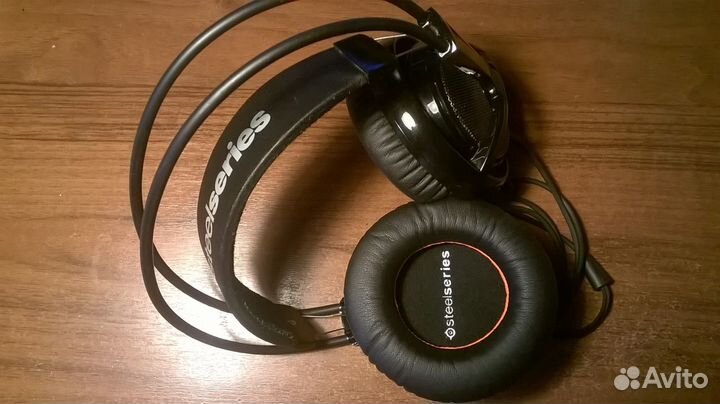 Гарнитура проводная SteelSeries Siberia v2 черный