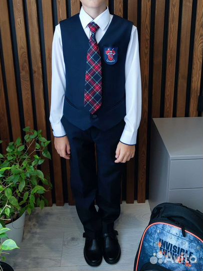 Школьный костюм тройка на мальчика 122