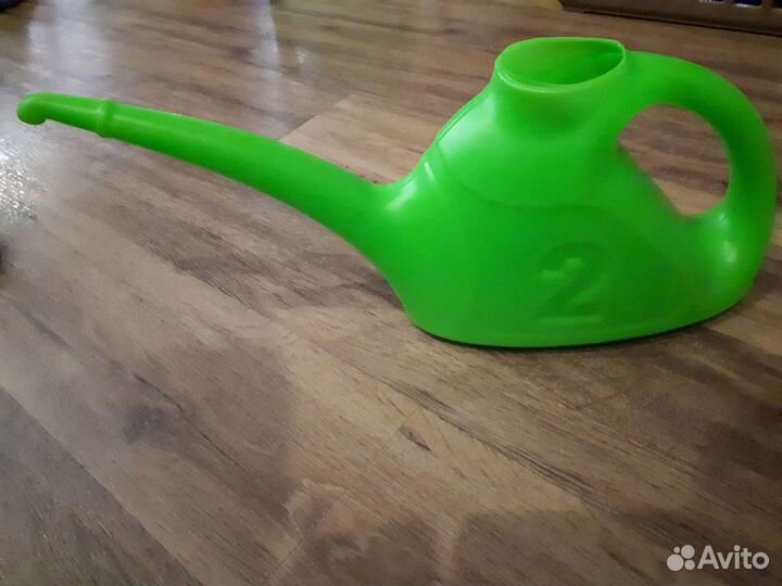 Лейка новая 2л