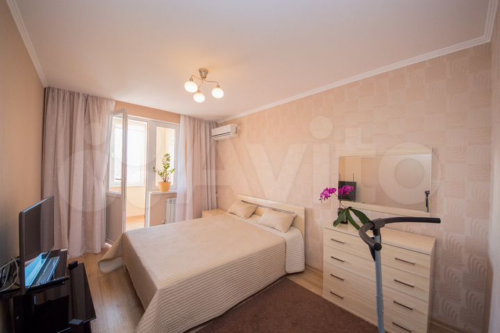 2-к. квартира, 72 м², 8/9 эт.