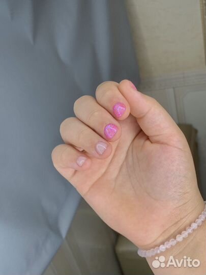 Маникюр и педикюр