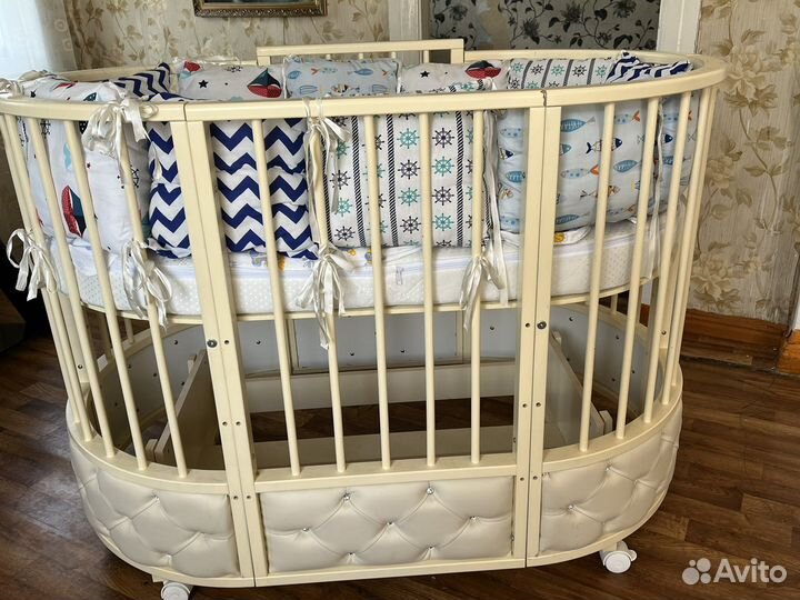 Кроватка детская