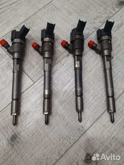 Топливные форсунки Hyundai SantaFe 2.2crdi 2008