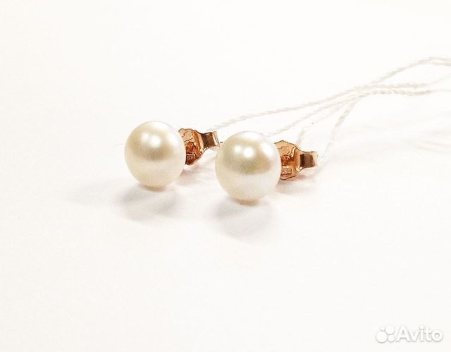 Золотые серьги с камнем