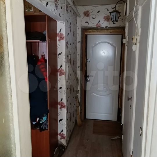 4-к. квартира, 57 м², 1/5 эт.