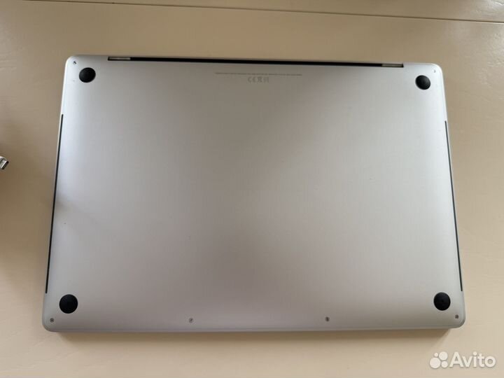 MacBook Pro 16 2019 16Gb i9 1Tb