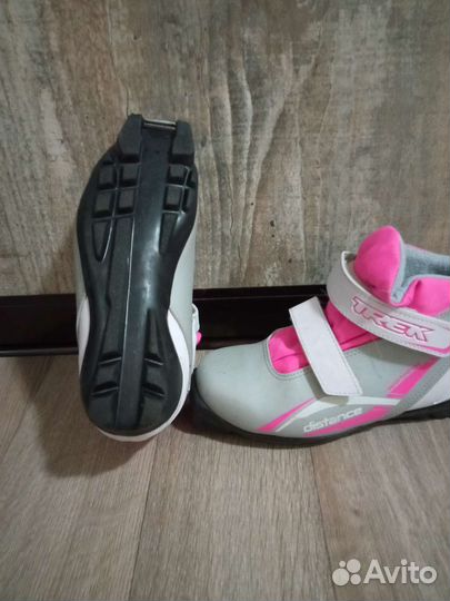 Лыжные ботинки трек