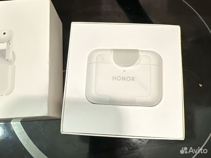 Продам беспроводные наушники honor Earbuds 2 Lite