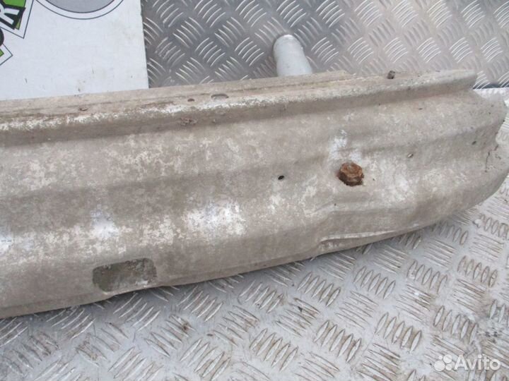 Усилитель заднего бампера BMW 5 E39 1997г