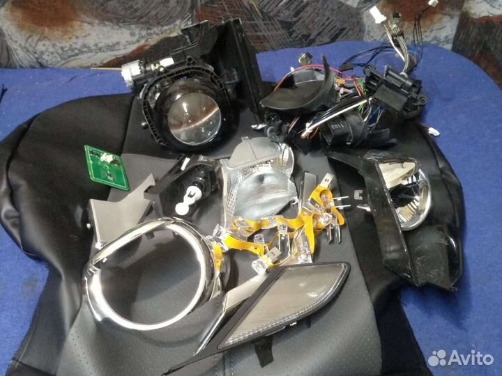 Запчасти для фары Volkswagen Passat cc и