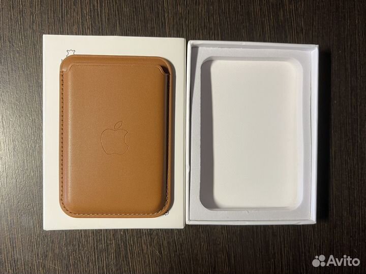 Чехол кошелёк MagSafe для iPhone