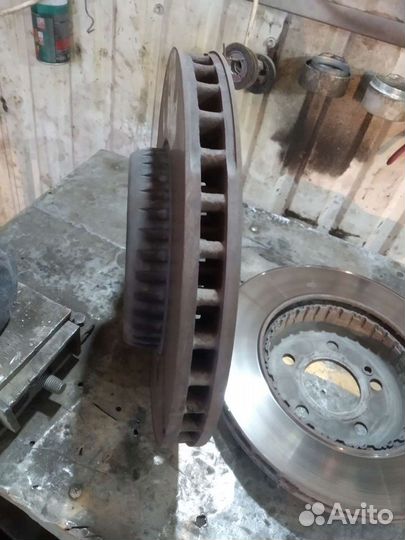 Опорные диски на Мерседес 213