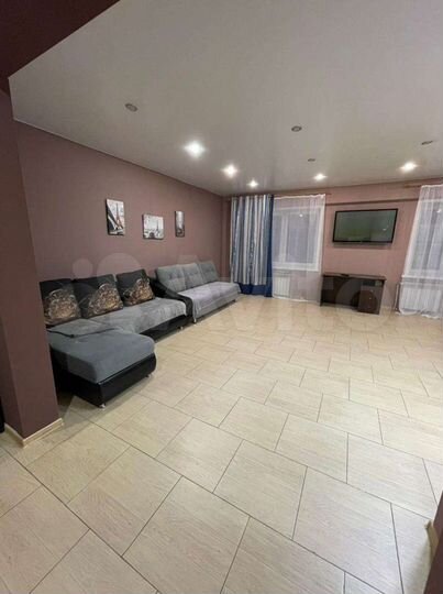 2-к. квартира, 60 м², 10/16 эт.