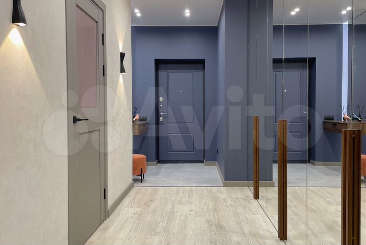 3-к. квартира, 77 м², 1/2 эт.