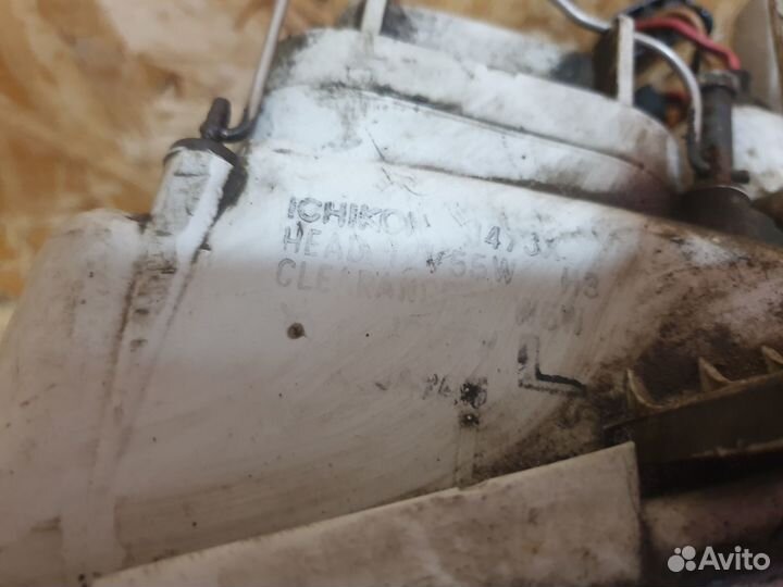 Фара Mazda Xedos-6 1992-1999