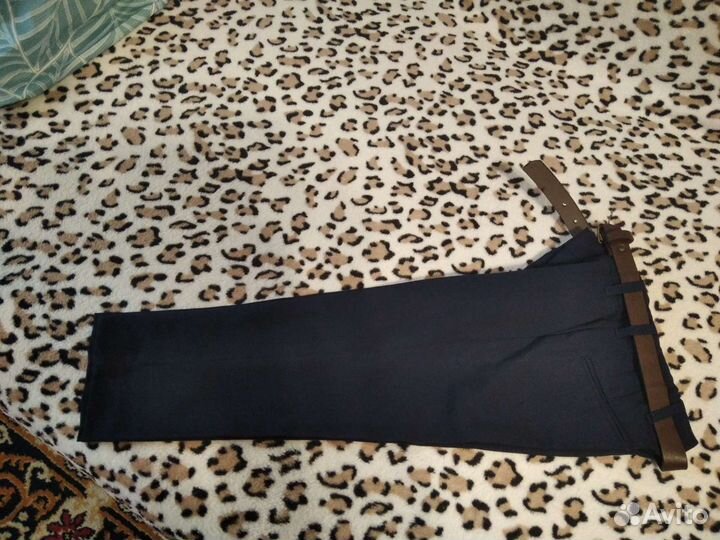 Брюки и рубашка 104р