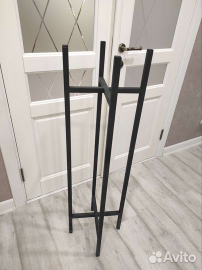 Подставка для цветов напольная металлическая