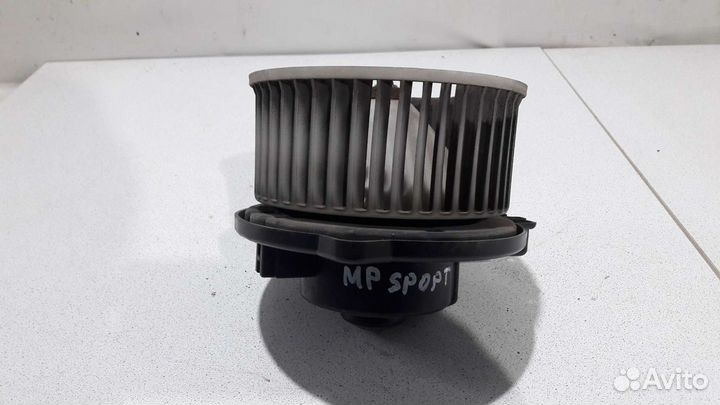 Моторчик печки (отопителя) Mitsubishi Pajero Sport