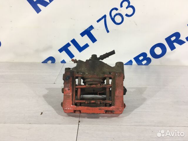 Суппорт задний левый lexus IS350 3.5 ат седан