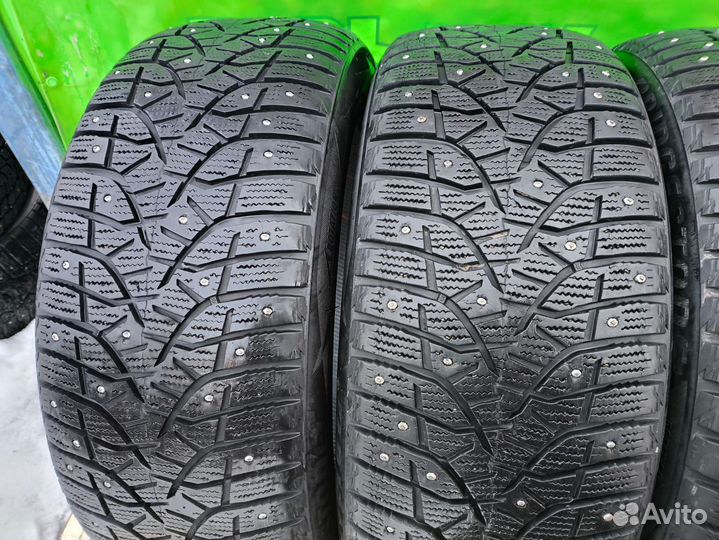 Bridgestone Blizzak Spike-02 SUV 265/45 R21