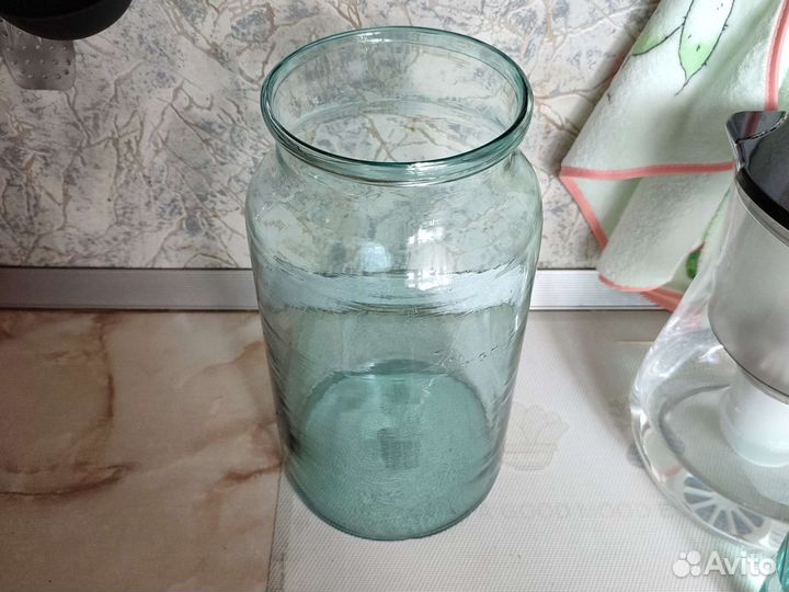 Банка стеклянная