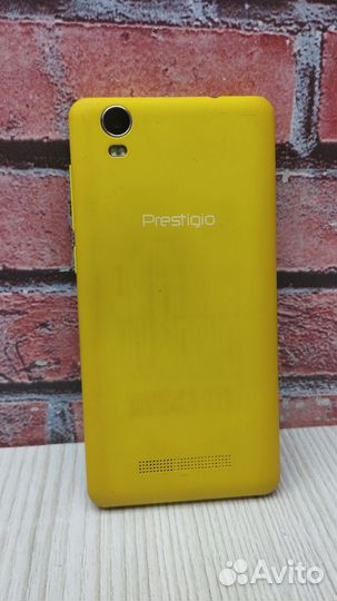 Prestigio Wize NK3, 4 ГБ