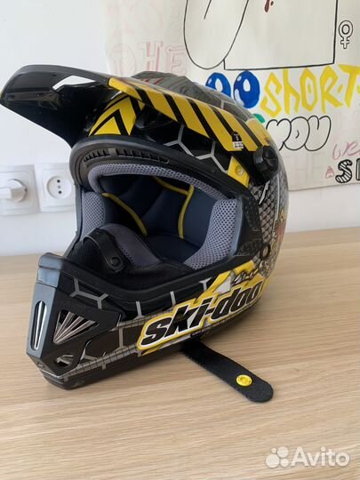 Мотоциклетный шлем