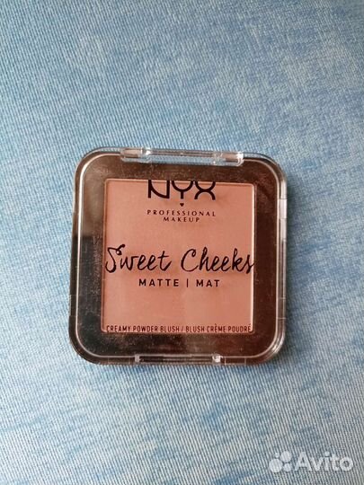 Румяна NYX matte