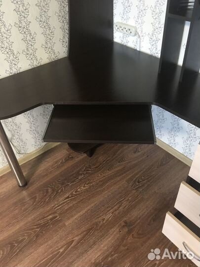 Компьютерный стол, стеллаж бу