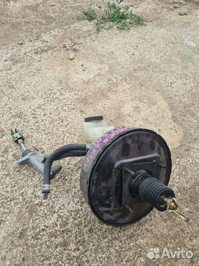 Вакуумный усилитель тормозов celica t23