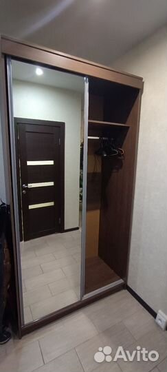 Шкаф в прихожую бу