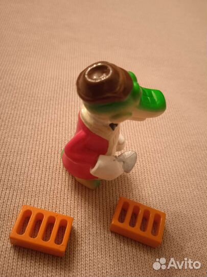 Крокодил Гена Киндер - сюрприз