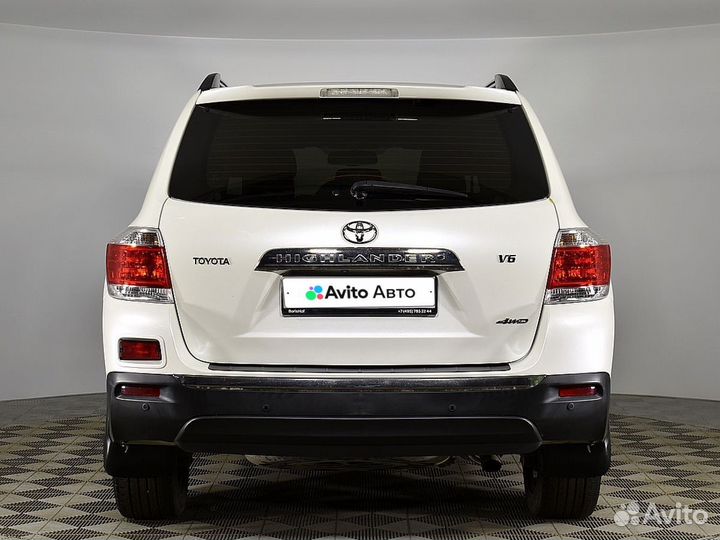 Toyota Highlander 3.5 AT, 2012, 179 929 км