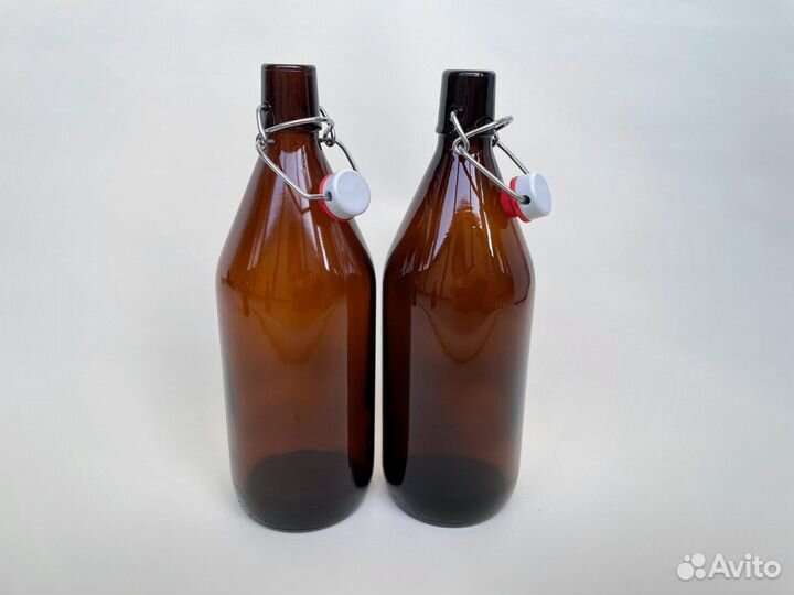 4 Бутылки с бугельной пробкой