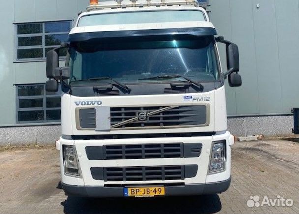 Pазбираем грузовик Volvo FM 2001-2005