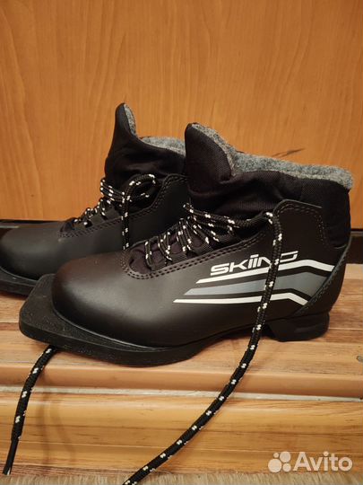 Лыжные ботинки skiing