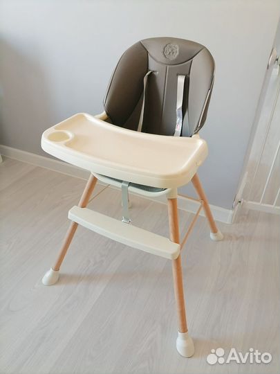 Детский стульчик для кормления