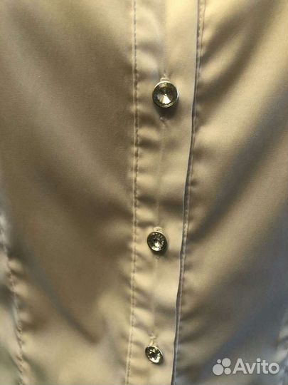 Блузка белая